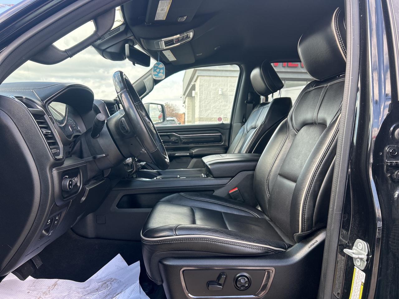 2022 RAM 1500 Night Edition, RamBox Cargo MGMT, Tri-Fold Photo