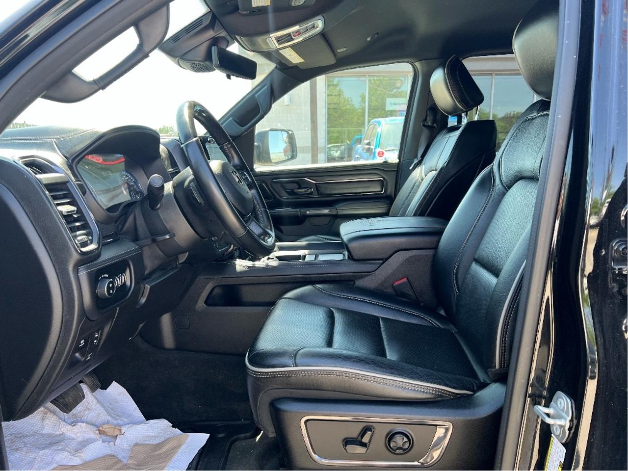 2022 RAM 1500 Night Edition, RamBox Cargo MGMT, Tri-Fold Photo