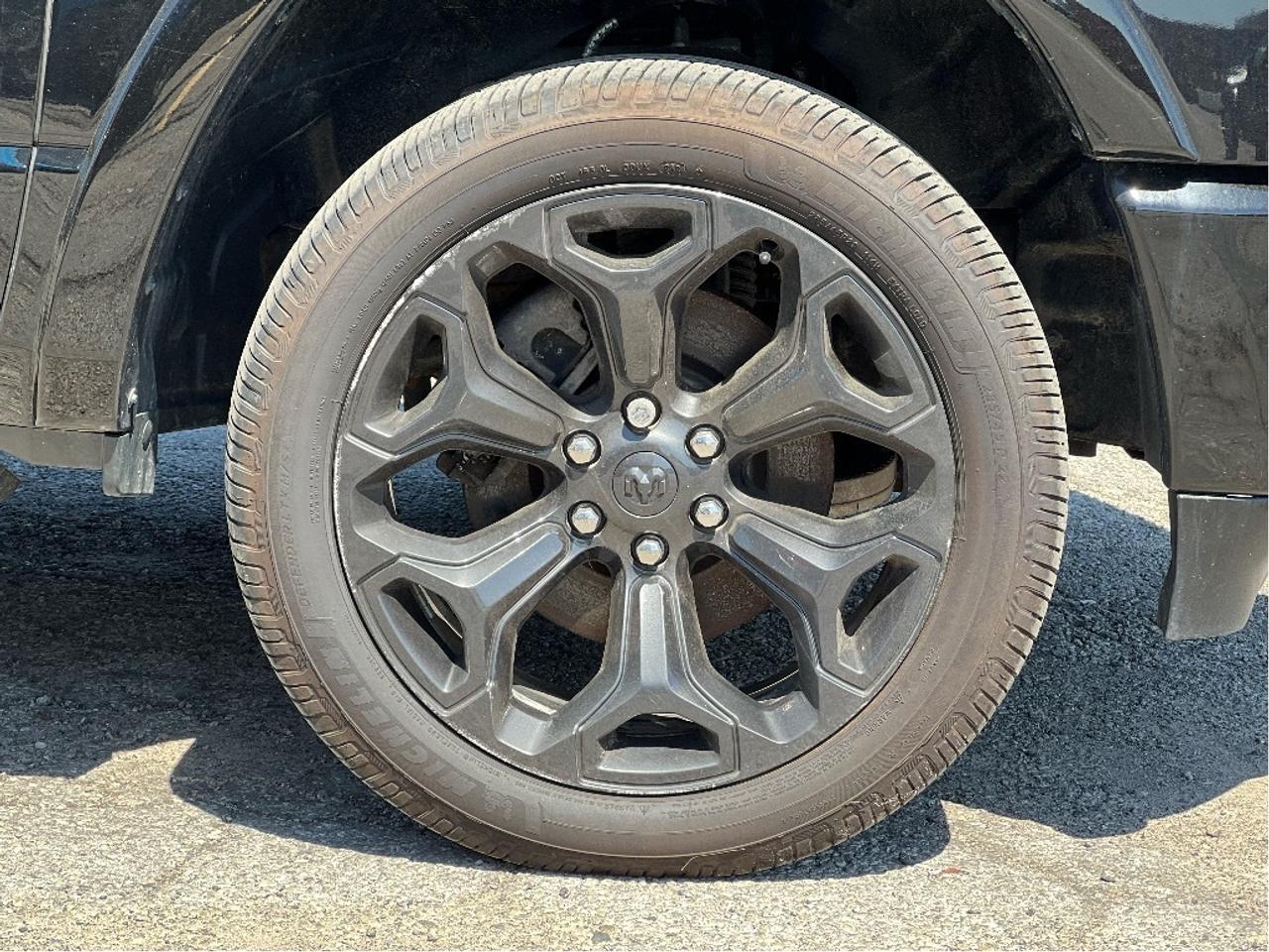 2022 RAM 1500 Night Edition, RamBox Cargo MGMT, Tri-Fold Photo
