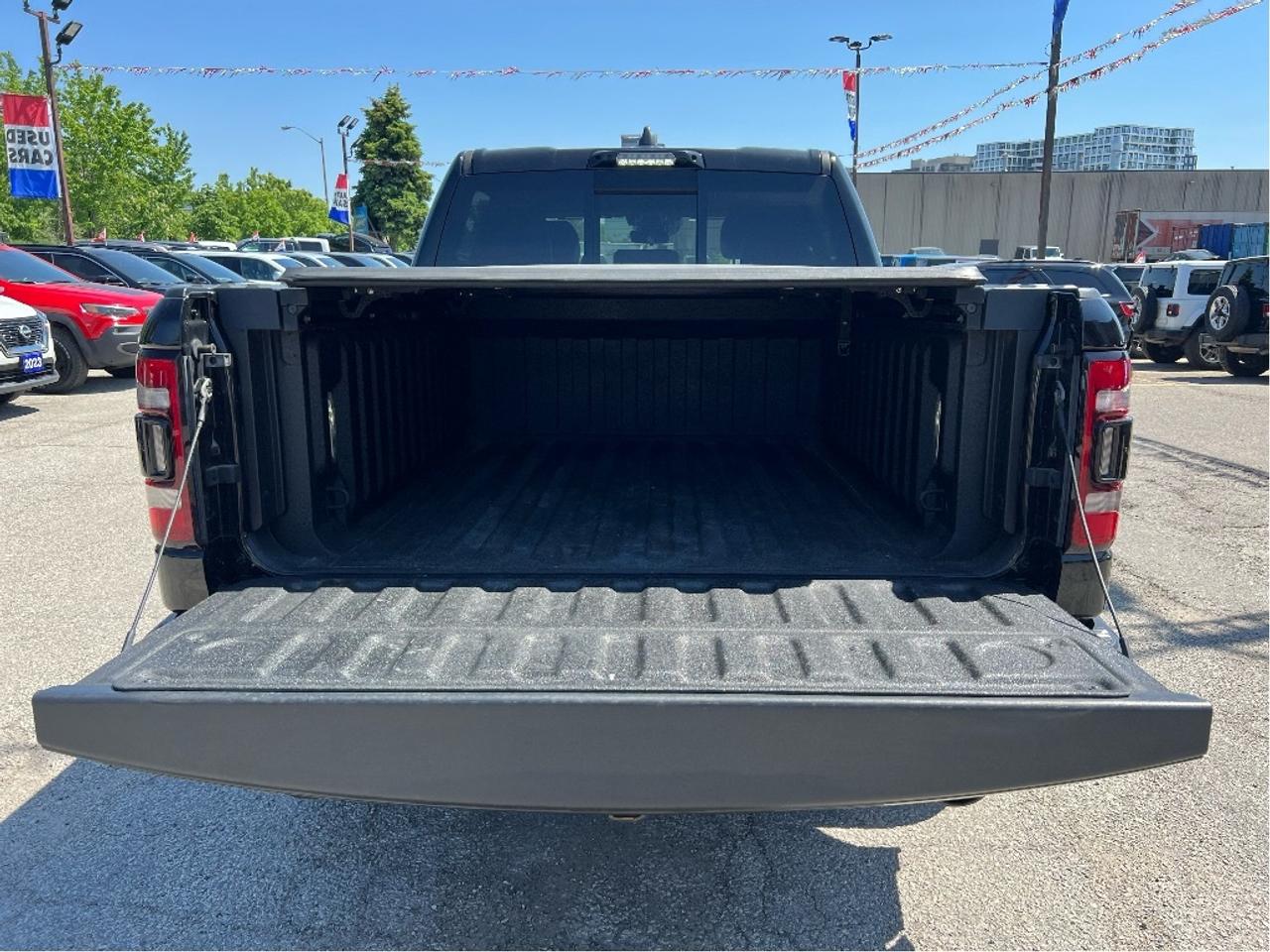 2022 RAM 1500 Night Edition, RamBox Cargo MGMT, Tri-Fold Photo