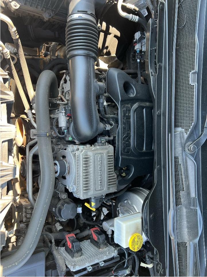 2022 RAM 1500 Night Edition, RamBox Cargo MGMT, Tri-Fold Photo