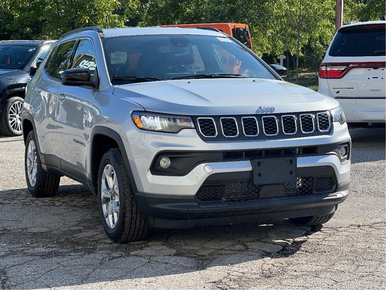 2025 Jeep Compass North 4x4 w/Convenience Group Photo