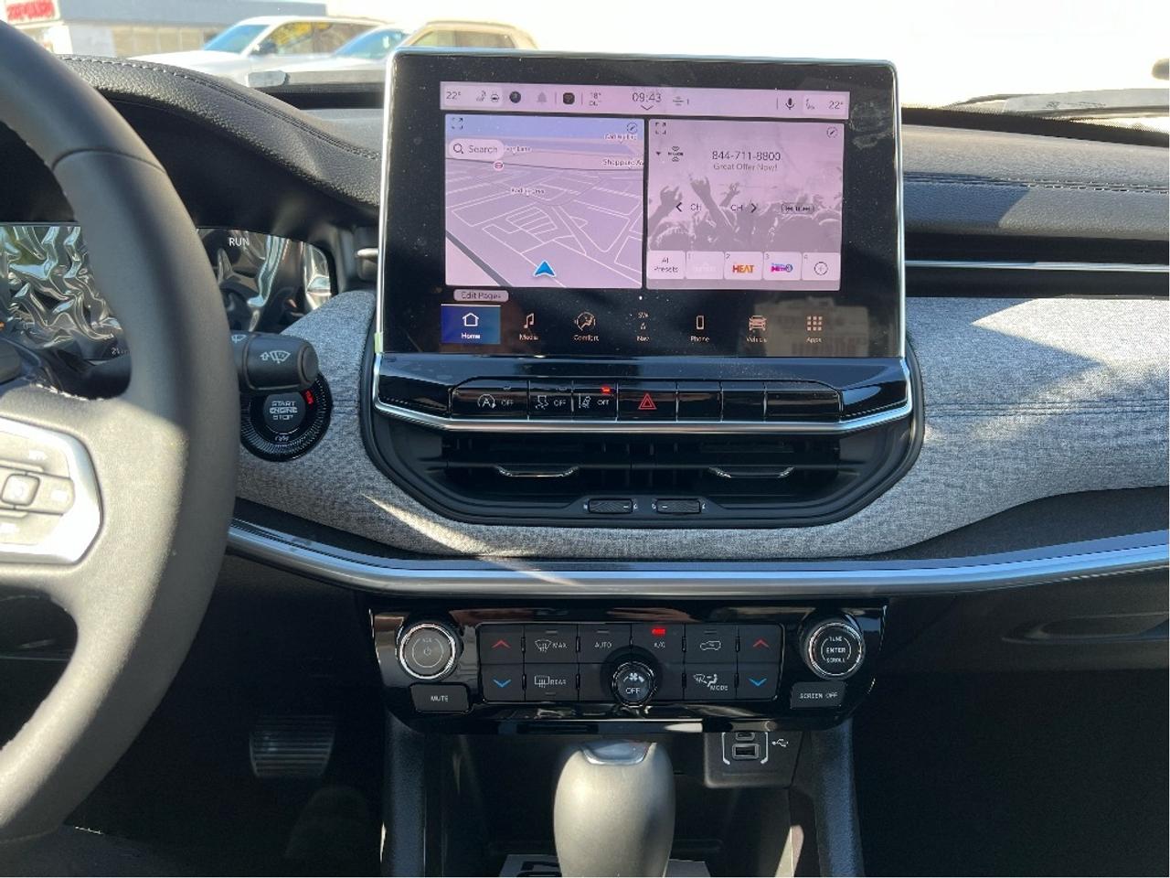 2025 Jeep Compass North 4x4 w/Convenience Group Photo