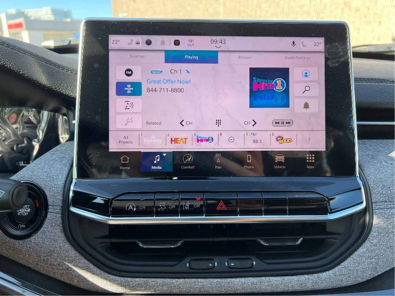 2025 Jeep Compass North 4x4 w/Convenience Group Photo