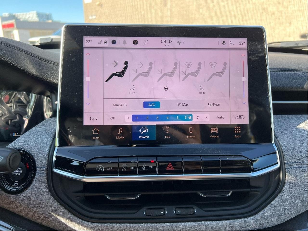 2025 Jeep Compass North 4x4 w/Convenience Group Photo