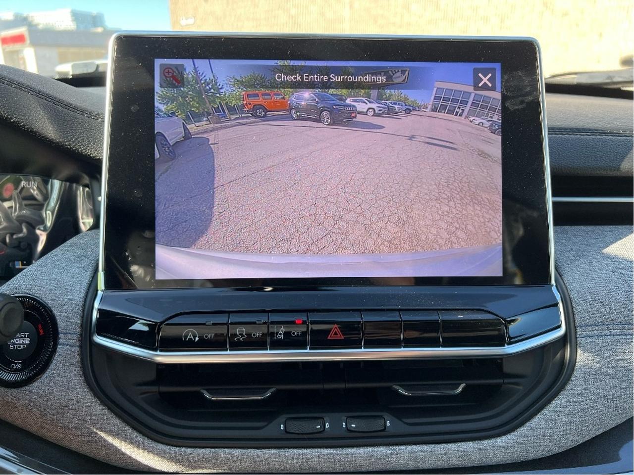 2025 Jeep Compass North 4x4 w/Convenience Group Photo