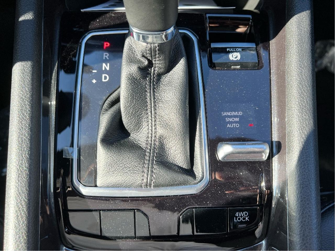 2025 Jeep Compass North 4x4 w/Convenience Group Photo