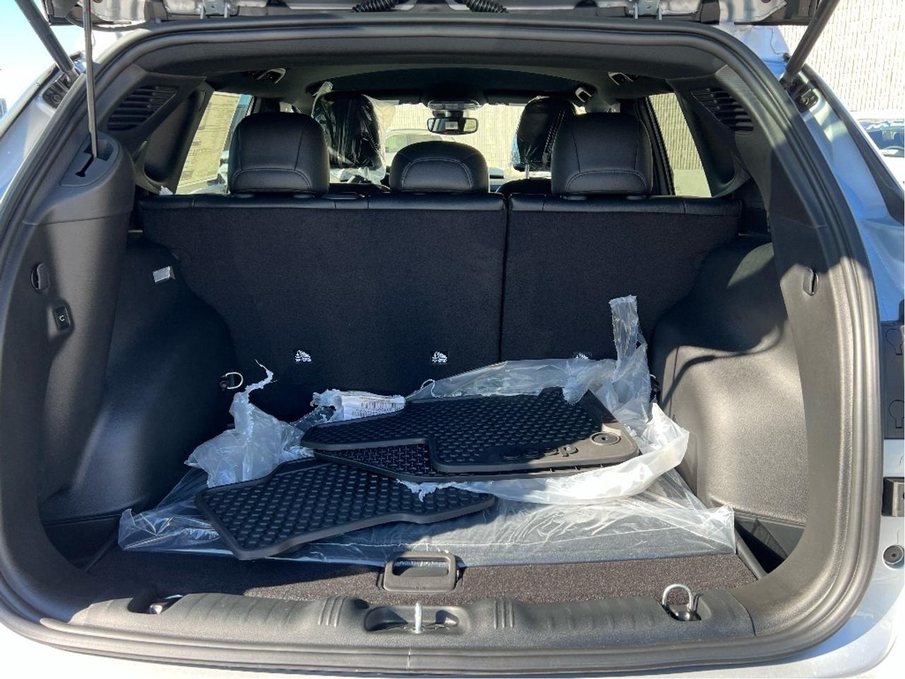 2025 Jeep Compass North 4x4 w/Convenience Group Photo