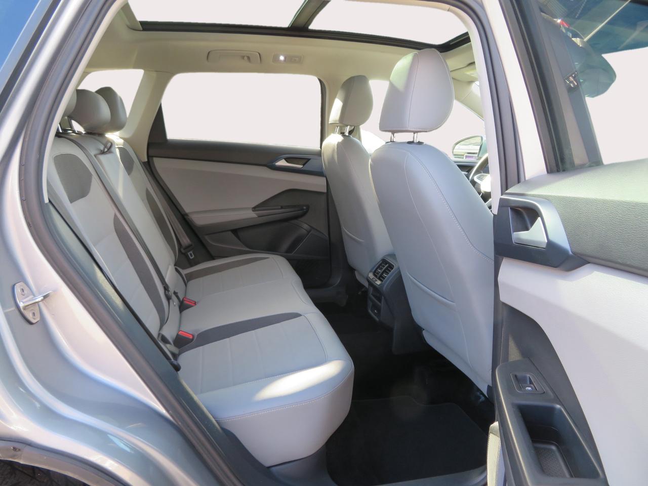 2024 Volkswagen Taos Comfortline FWD Photo