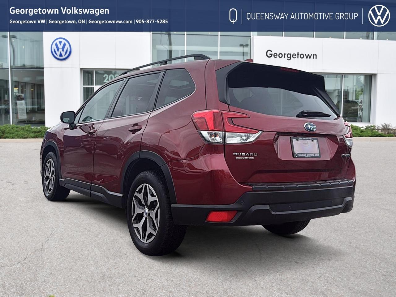 2021 Subaru Forester TOURING Photo