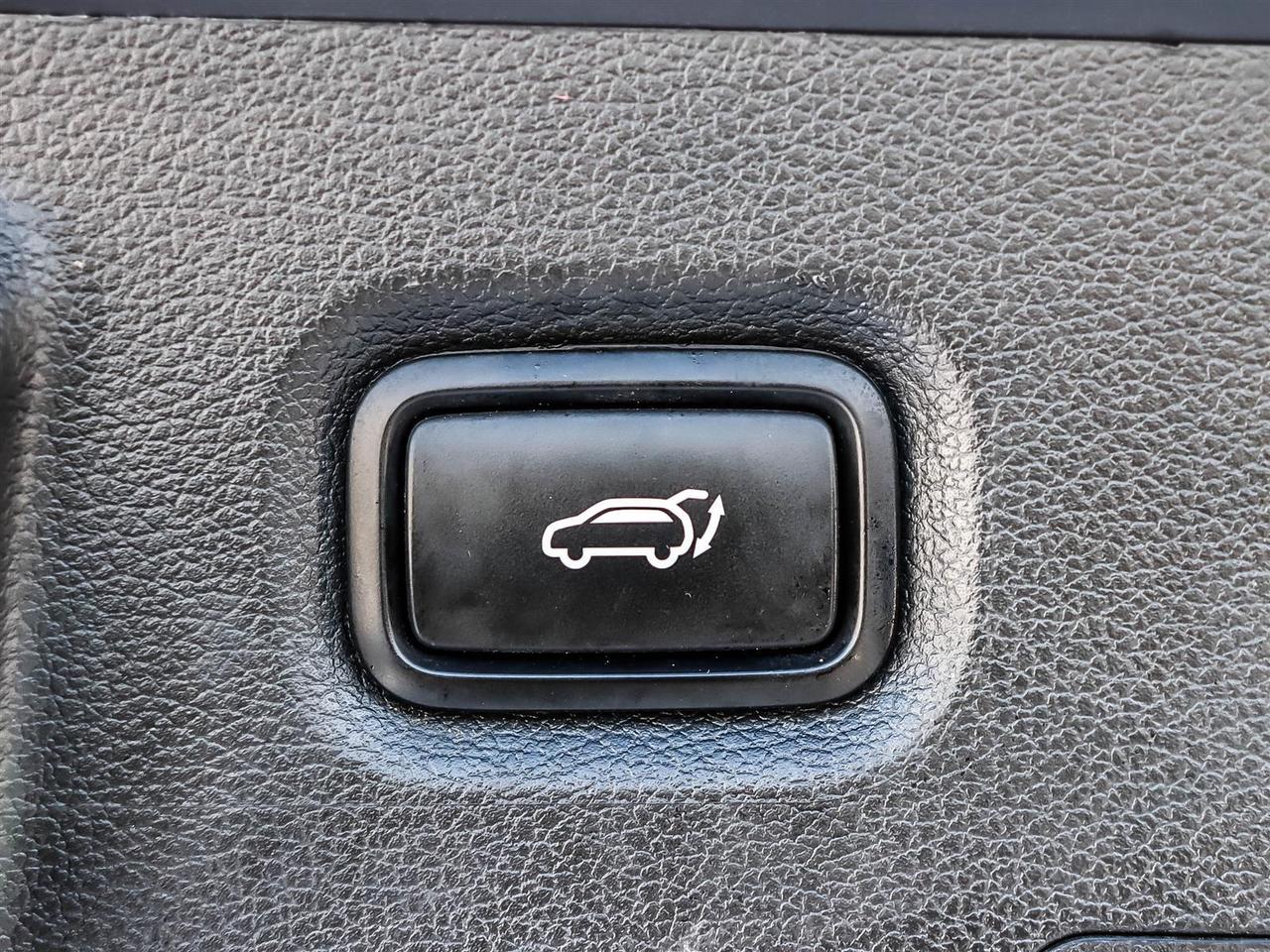 2019 Hyundai Santa Fe Ultimate Photo