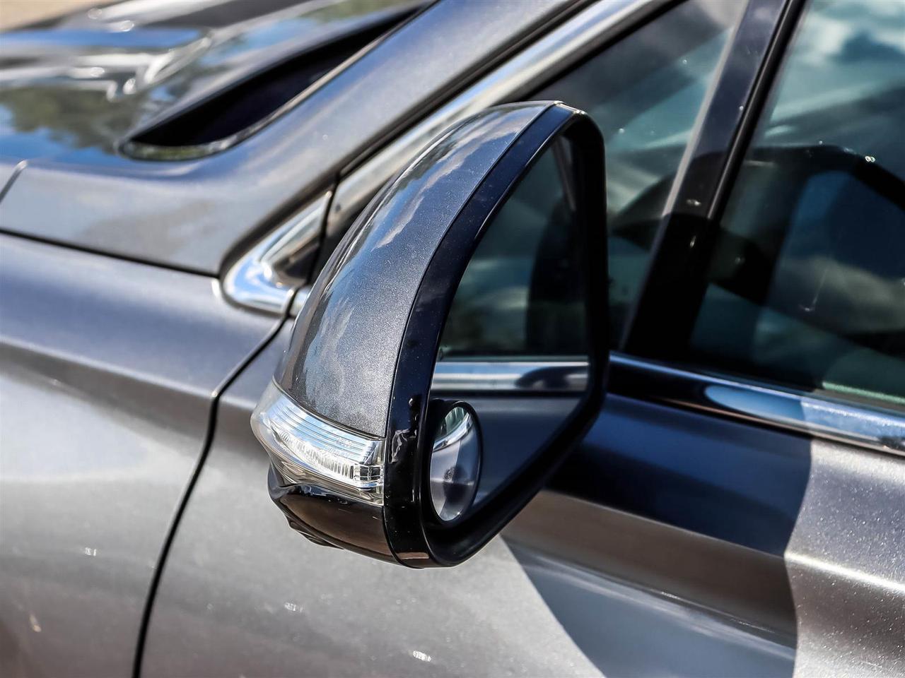 2019 Hyundai Santa Fe Ultimate Photo