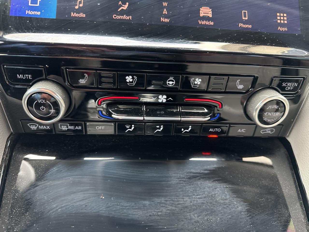 2021 Jeep Grand Cherokee L Summit Photo