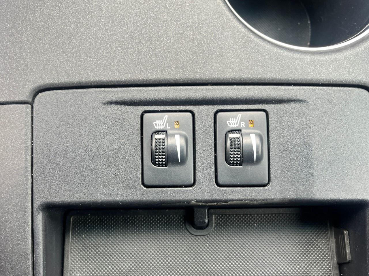 2017 Toyota Camry SE Photo