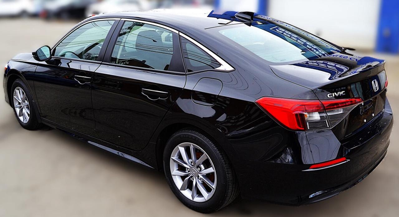 2022 Honda Civic Sedan EX CVT Photo2