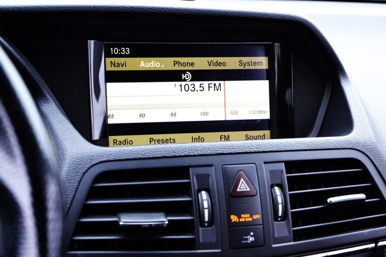 2011 Mercedes-Benz E-Class 2dr Coupe E550 Rear-wheel Drive Photo