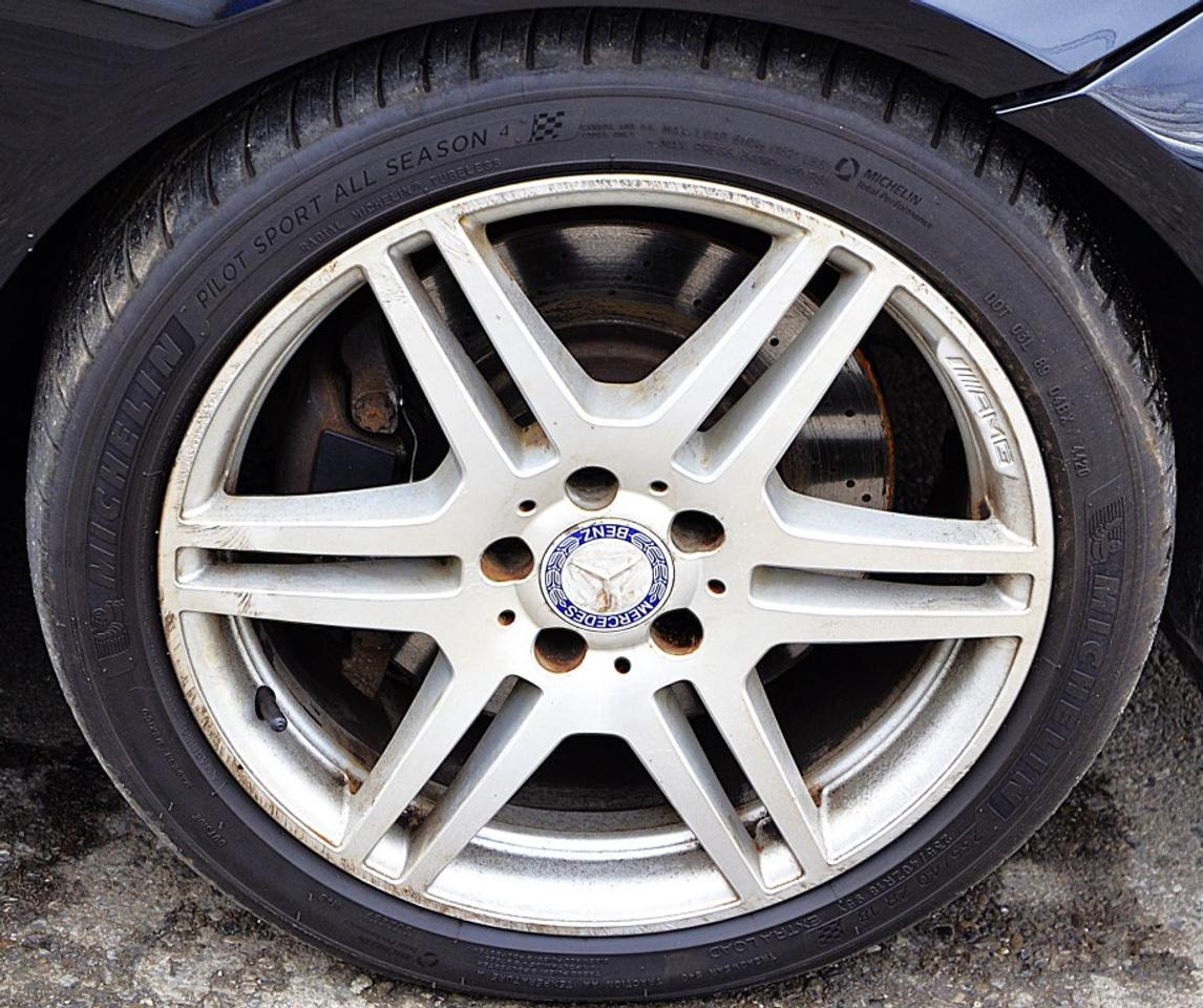 2011 Mercedes-Benz E-Class 2dr Coupe E550 Rear-wheel Drive Photo