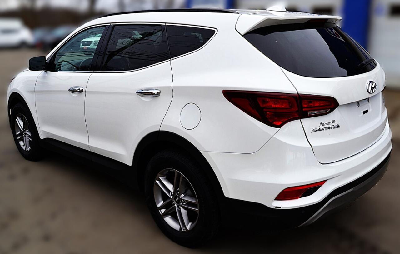2017 Hyundai Santa Fe Sport All-wheel Drive 4dr 2.4L Premium Photo