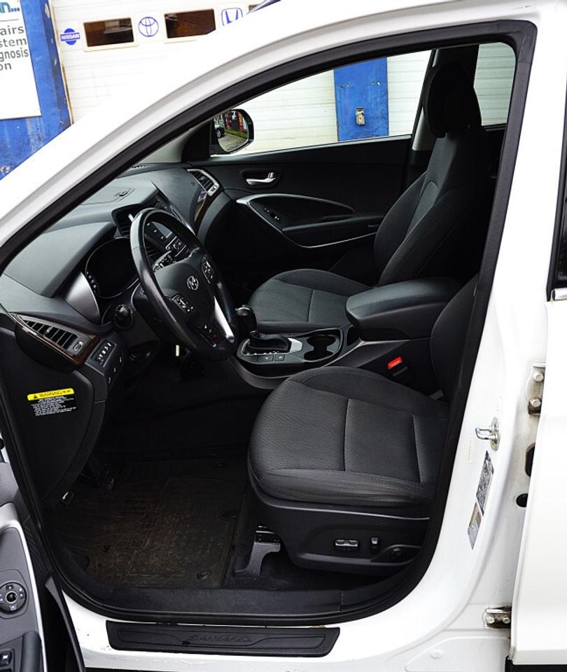 2017 Hyundai Santa Fe Sport All-wheel Drive 4dr 2.4L Premium Photo