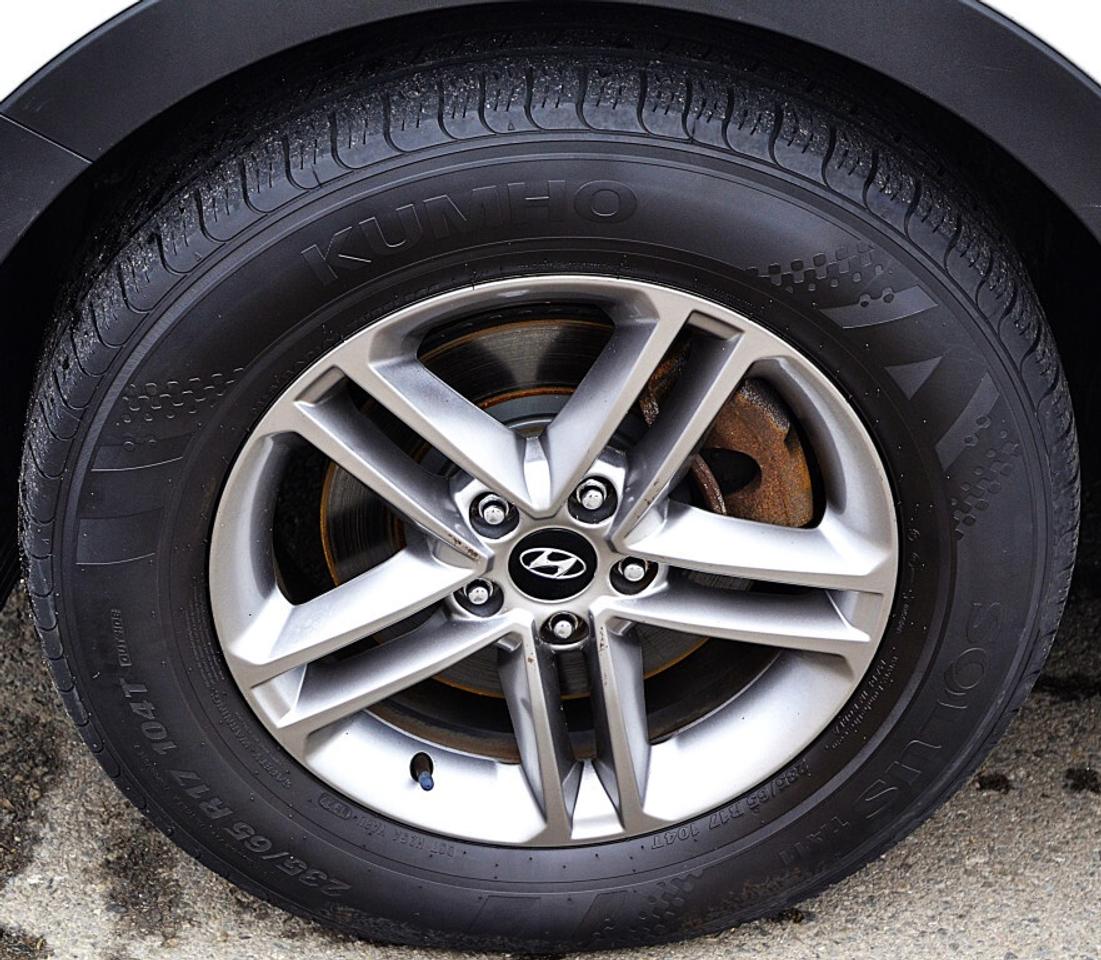 2017 Hyundai Santa Fe Sport All-wheel Drive 4dr 2.4L Premium Photo