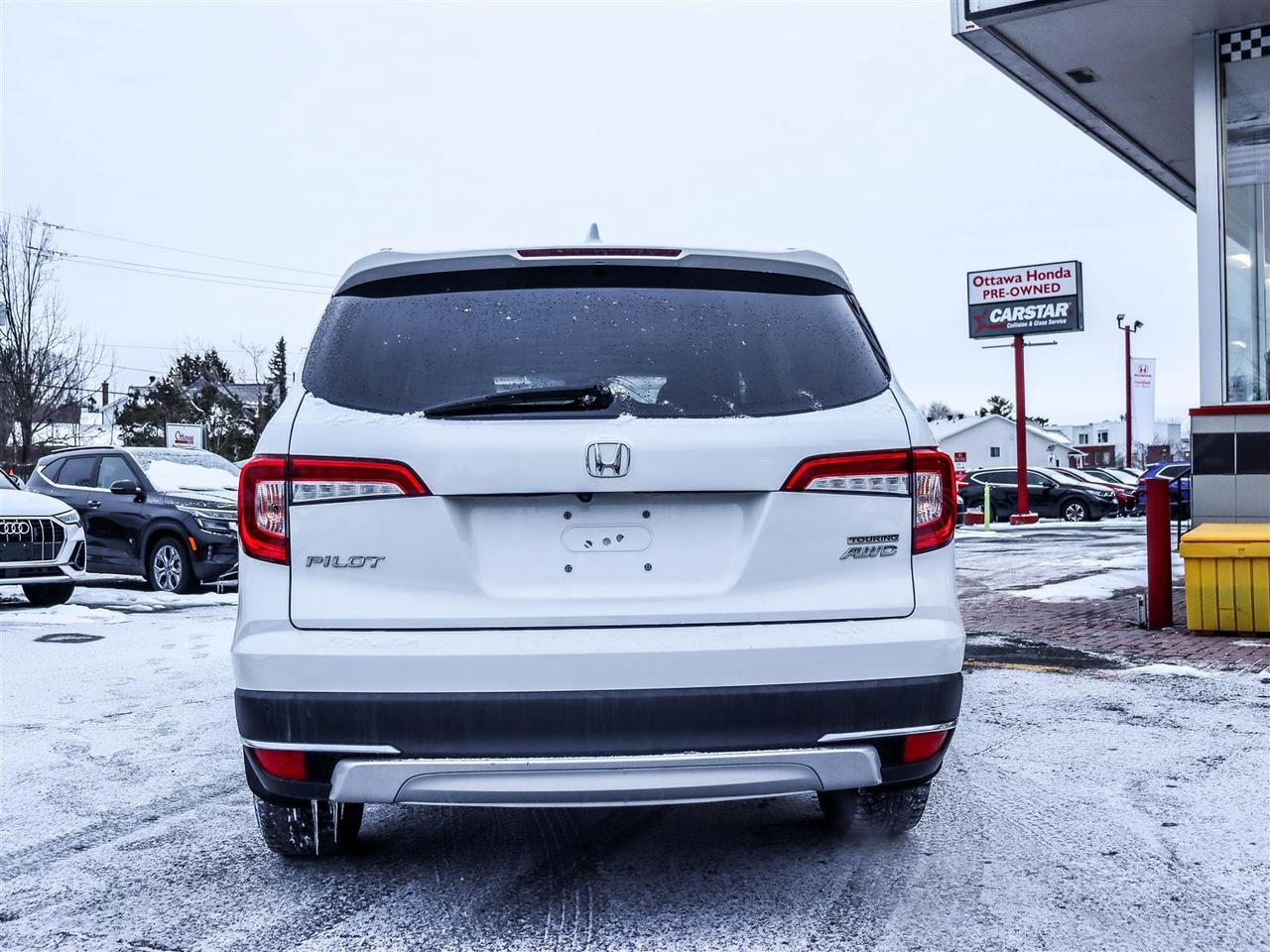 2021 Honda Pilot Touring 8-PASS NAVI LEATHER Photo