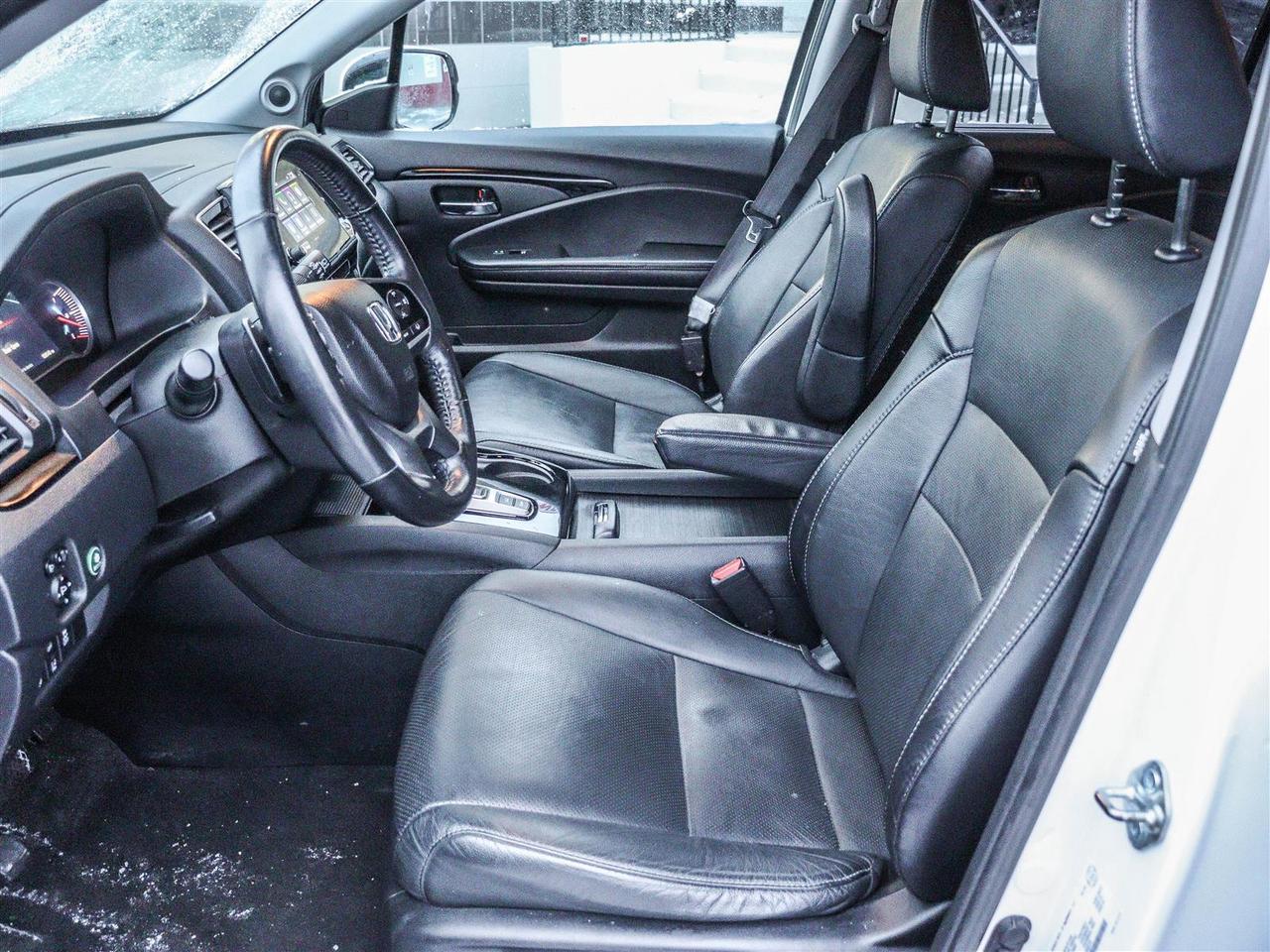 2021 Honda Pilot Touring 8-PASS NAVI LEATHER Photo