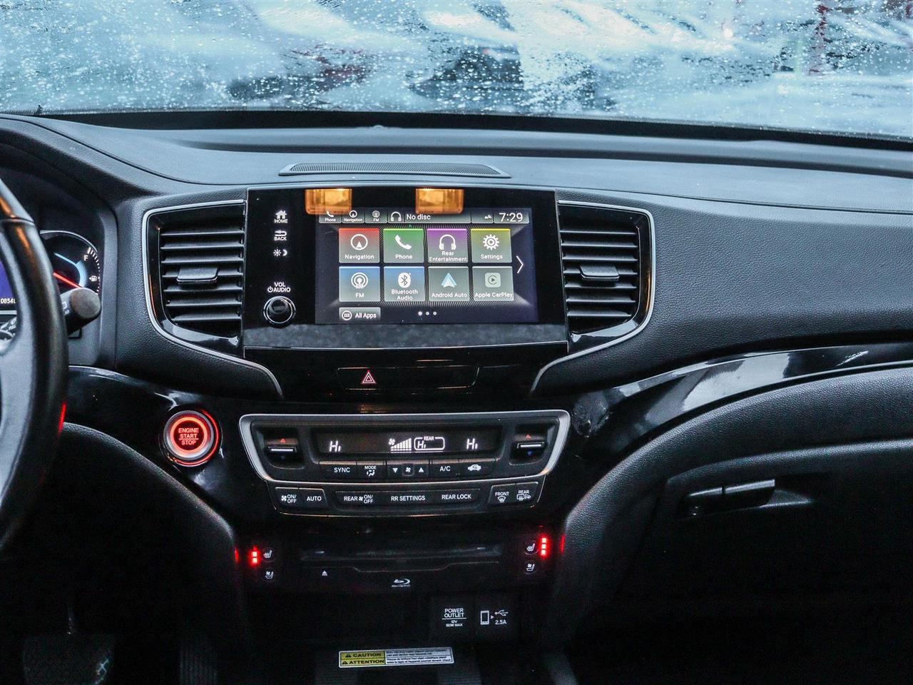 2021 Honda Pilot Touring 8-PASS NAVI LEATHER Photo