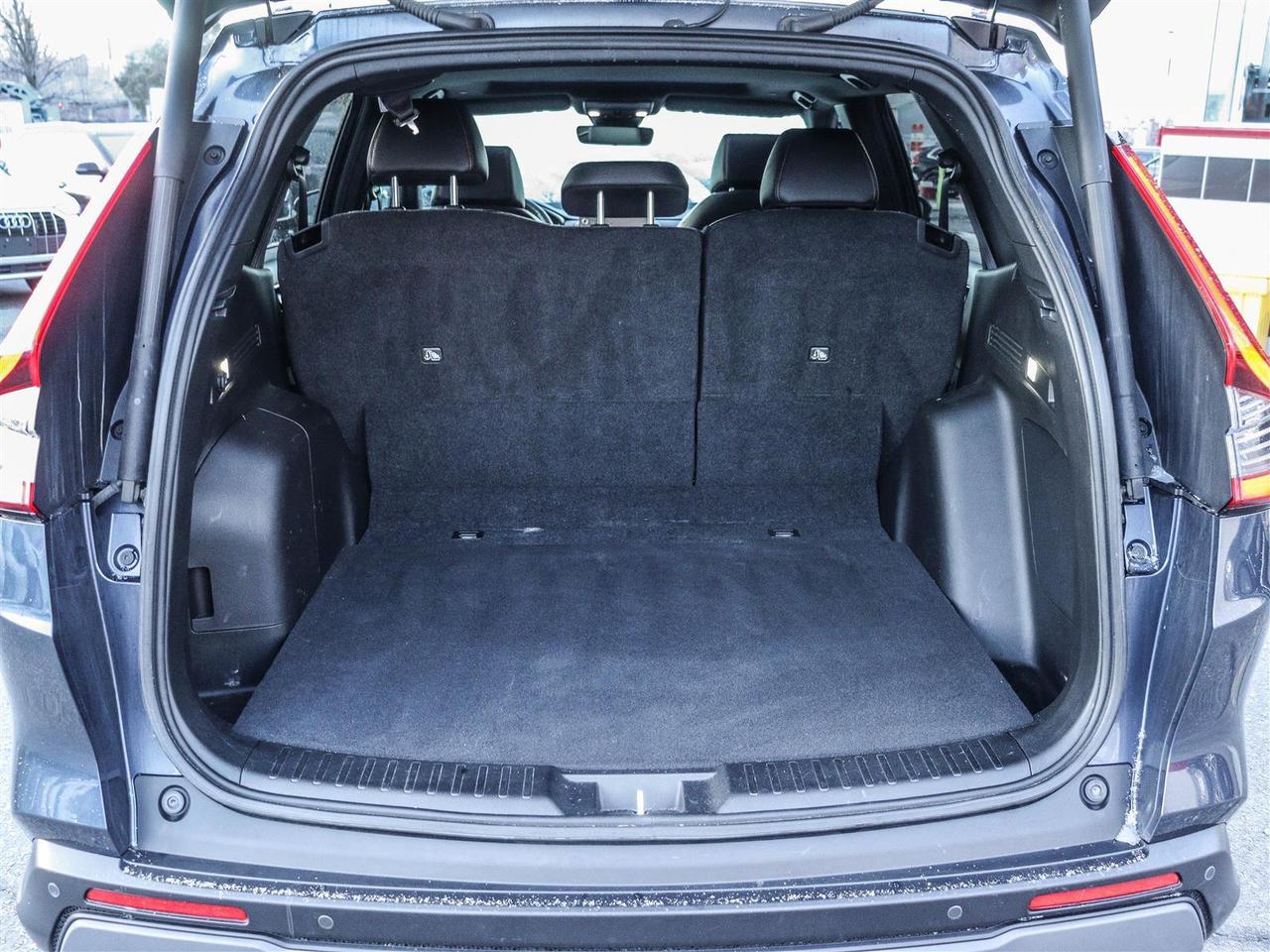 2023 Honda CR-V Hybrid Touring LEATHER NAVI SUNROOF Photo