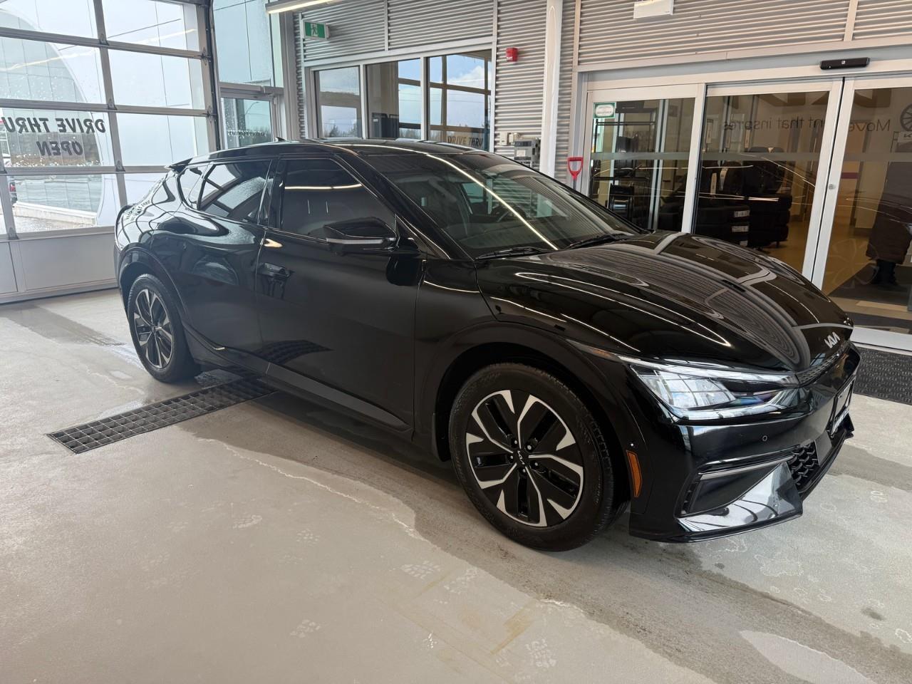 2023 Kia EV6 Long Range w/GT-Line Pkg 1 4dr All-Wheel Drive Photo2