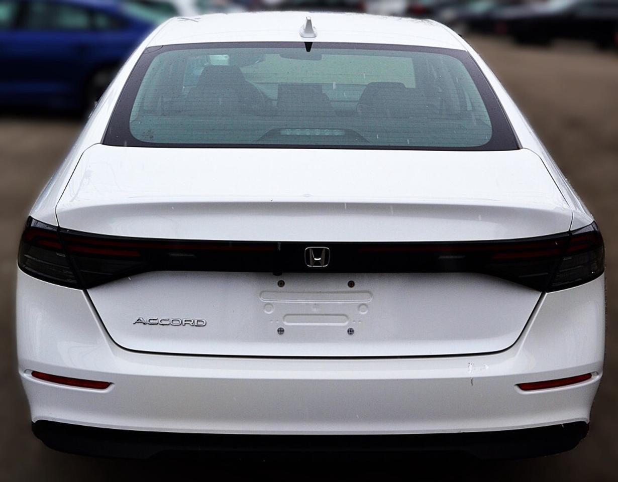 2023 Honda Accord Sedan EX CVT Photo3