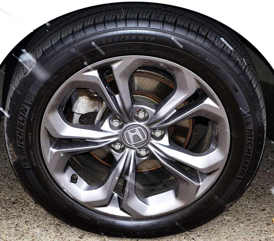 2023 Honda Accord EX CVT Photo