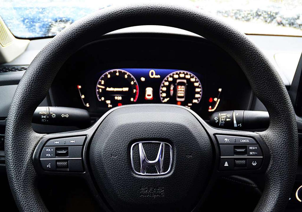 2023 Honda Accord EX CVT Photo