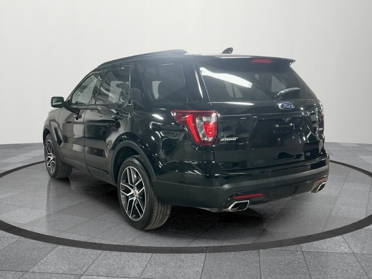 2017 Ford Explorer Sport 4dr 4x4 Photo