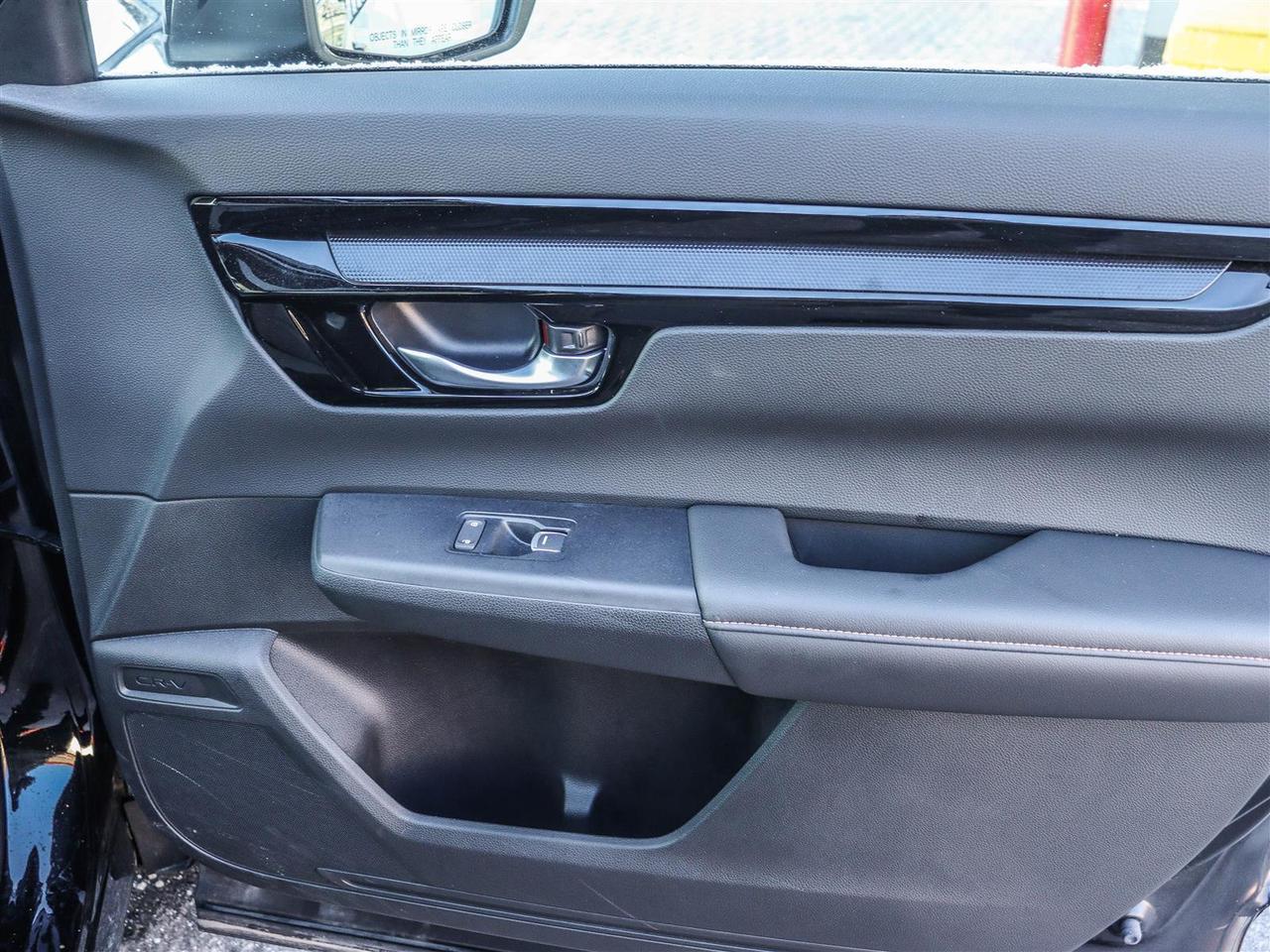 2024 Honda CR-V Hybrid Touring LEATHER NAVI SUNROOF Photo