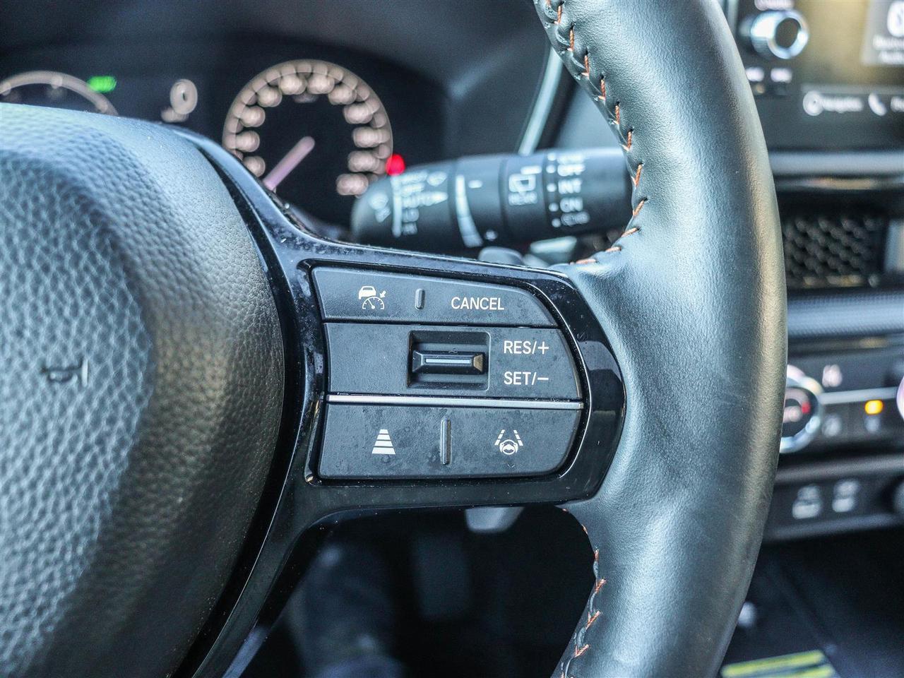 2024 Honda CR-V Hybrid Touring LEATHER NAVI SUNROOF Photo