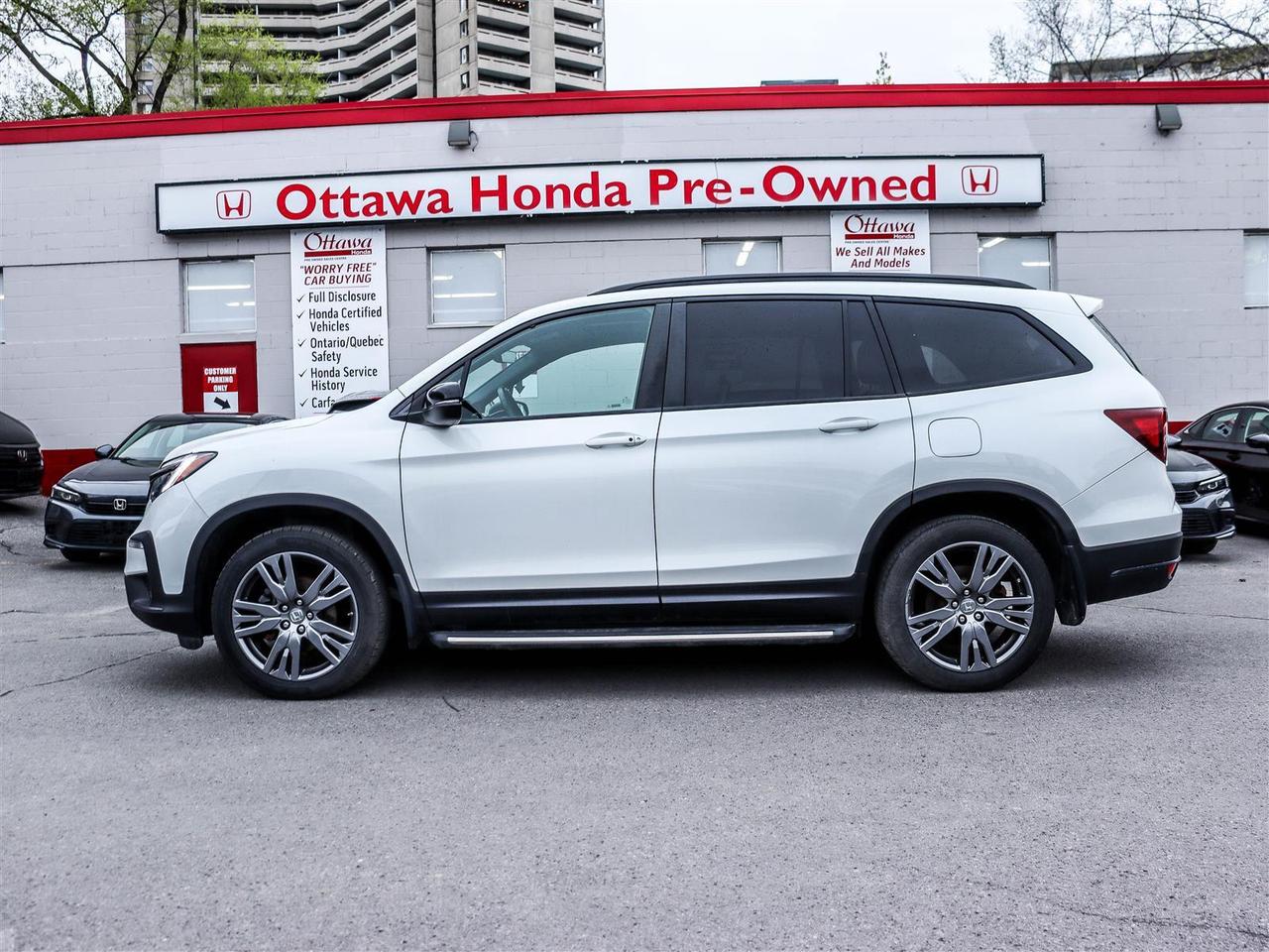 2022 Honda Pilot Sport AWD APPLE CARPLAY/ ANDROID AUTO BACKUP CAM Photo