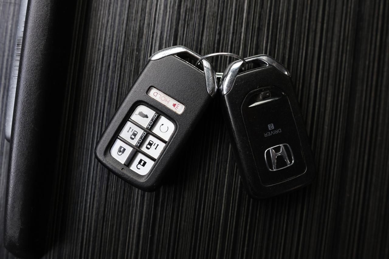 2018 Honda Odyssey EX-L-8PASS-R STARTER/ADAPT CRUISE/SUNROOF/H SEATS& Photo