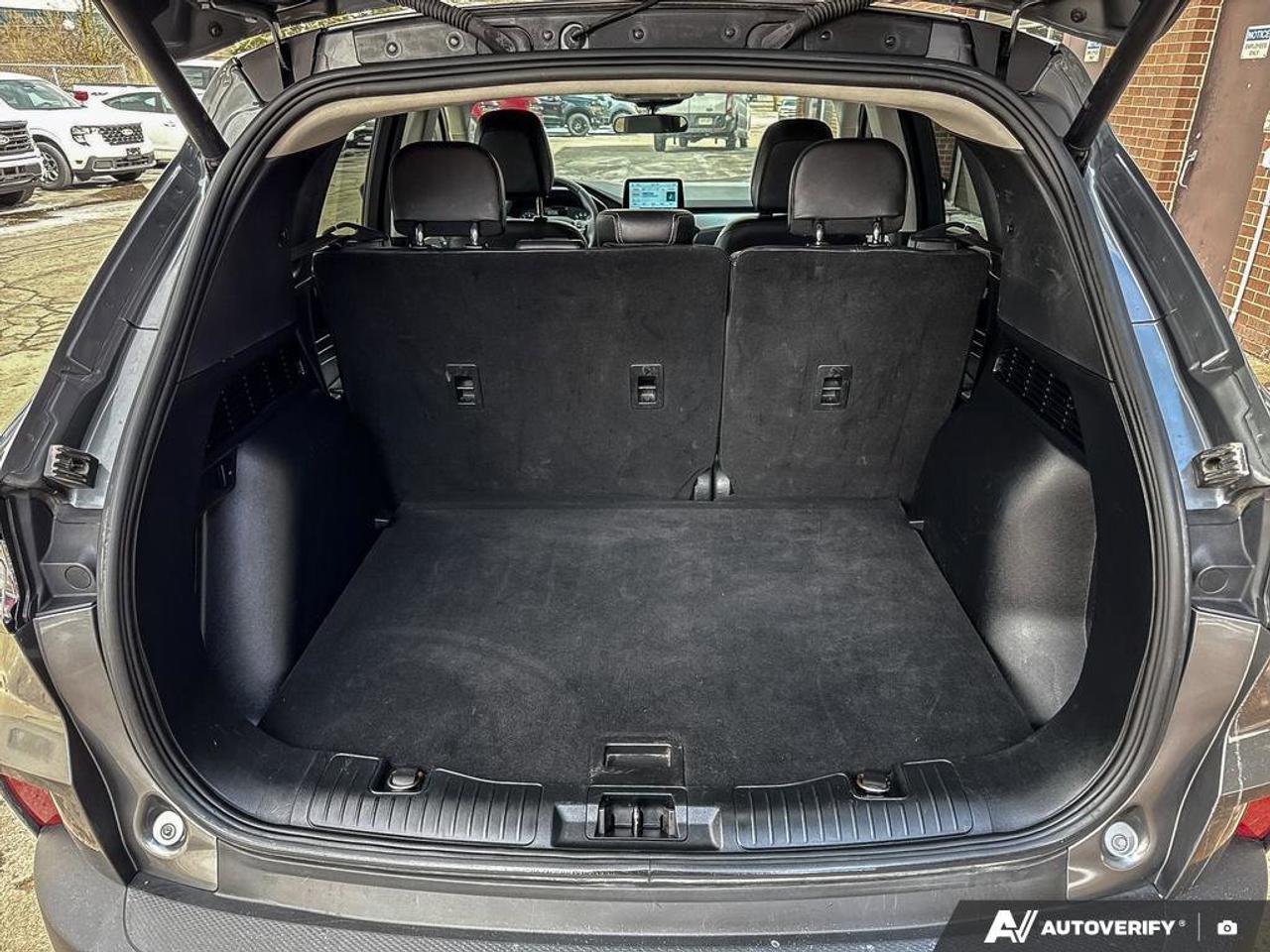 2022 Ford Escape SEL   HTD FRNT SEATS   HTD STEER WHEEL Photo