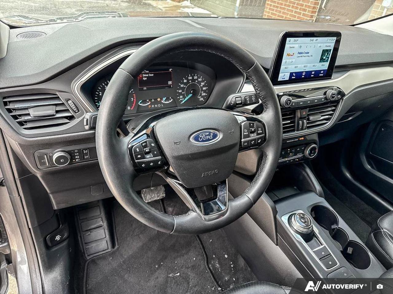 2022 Ford Escape SEL   HTD FRNT SEATS   HTD STEER WHEEL Photo