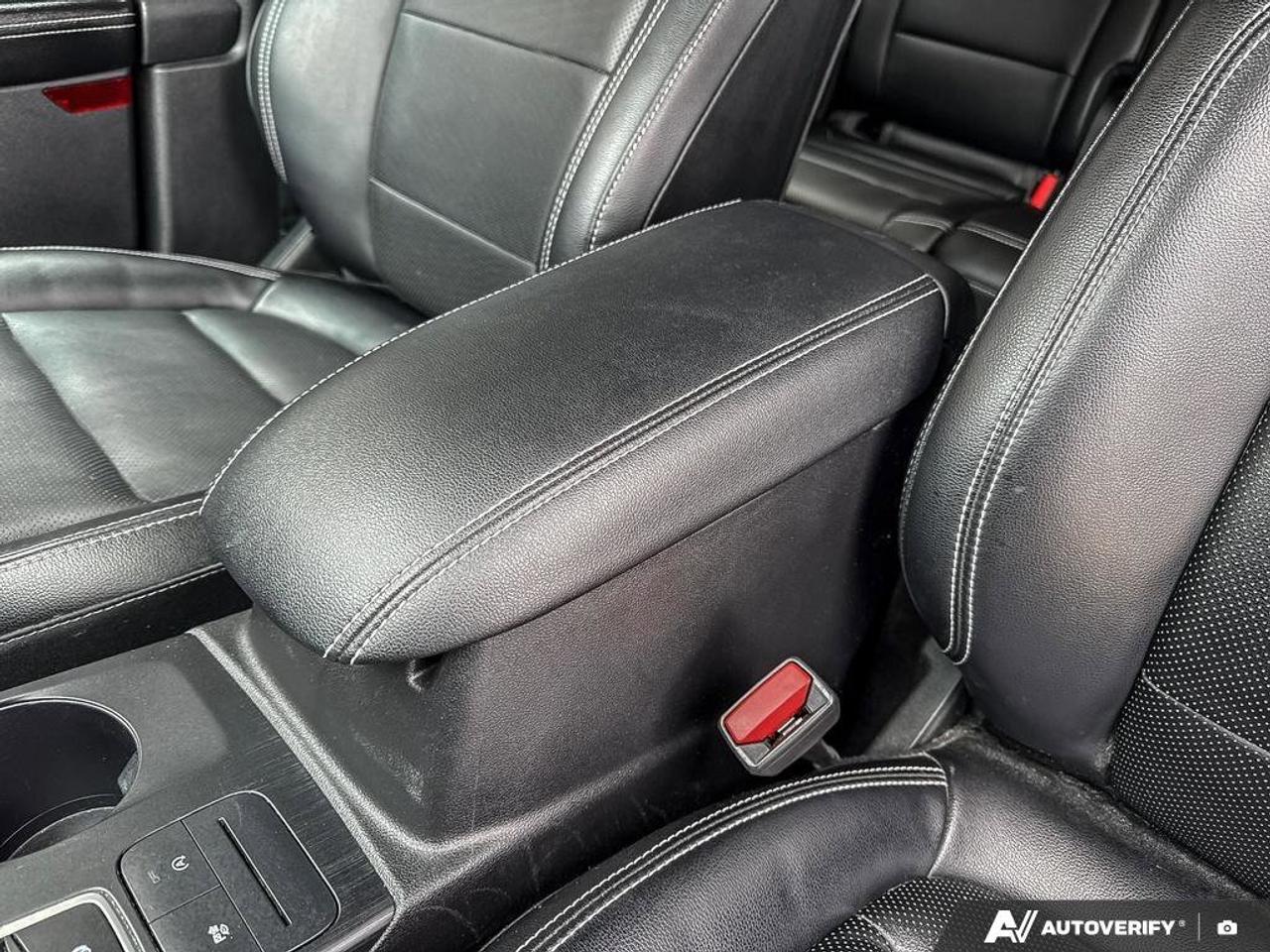 2022 Ford Escape SEL   HTD FRNT SEATS   HTD STEER WHEEL Photo