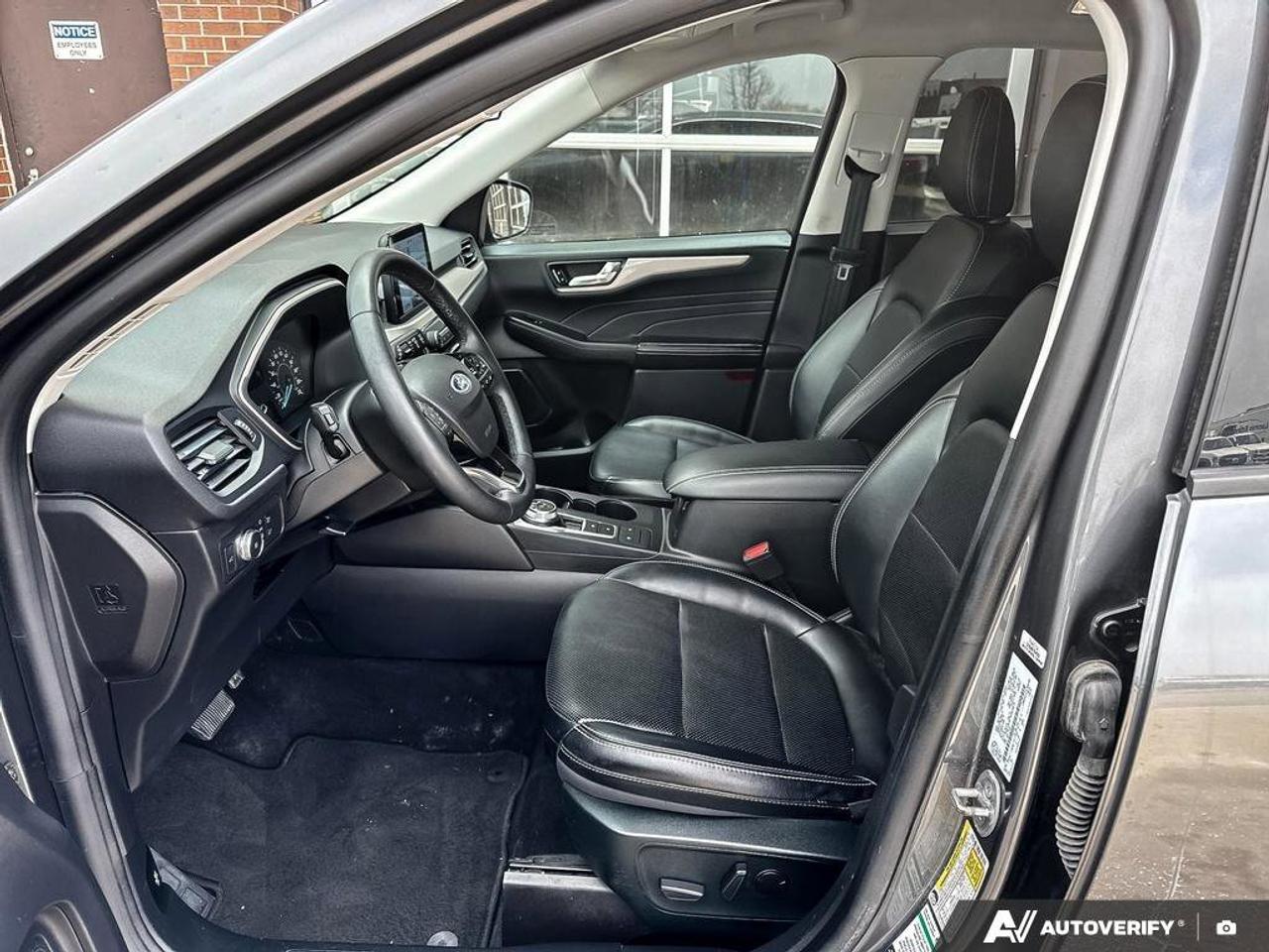 2022 Ford Escape SEL   HTD FRNT SEATS   HTD STEER WHEEL Photo