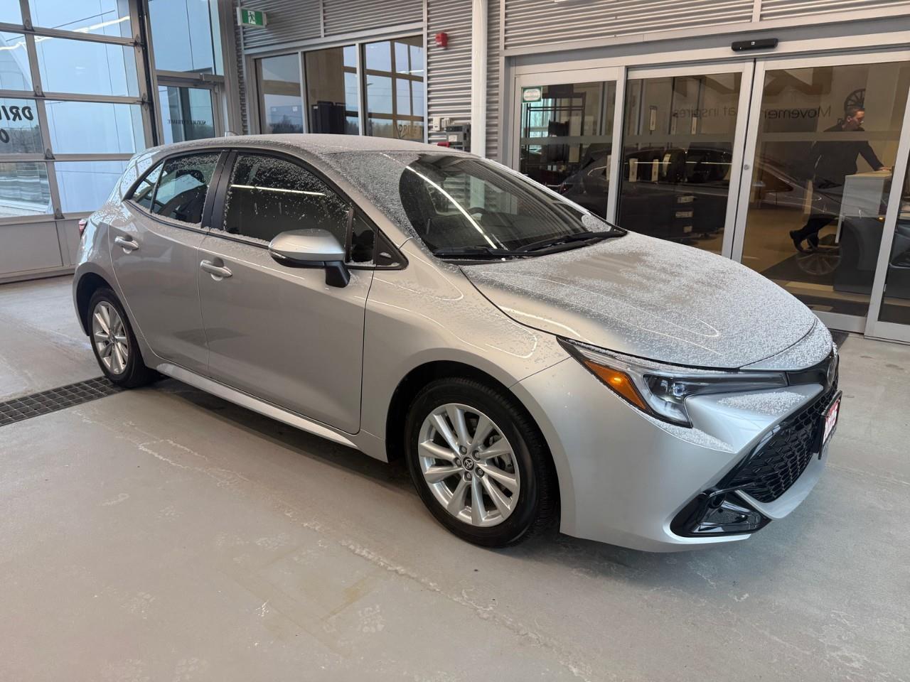 2025 Toyota Corolla Hatchback Base 5dr Photo