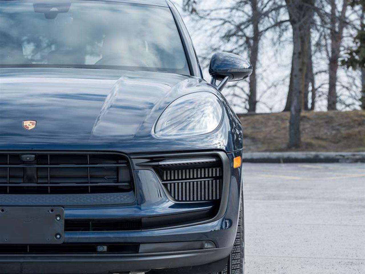 2023 Porsche Macan S AWD Premium Pkg Plus, 21 RS Spyder Design Wheels Photo