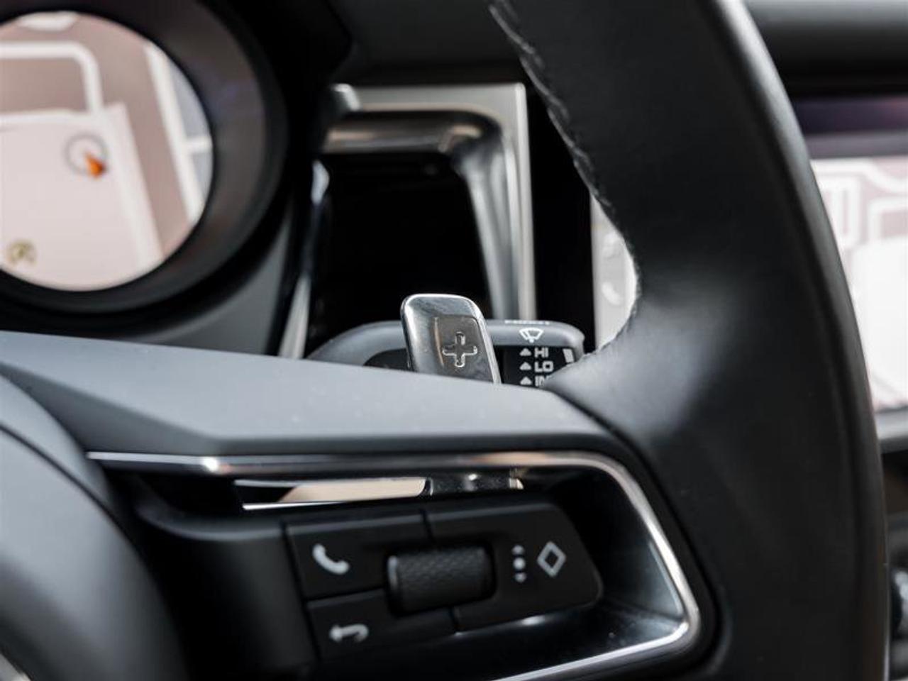 2023 Porsche Macan S AWD Premium Pkg Plus, 21 RS Spyder Design Wheels Photo