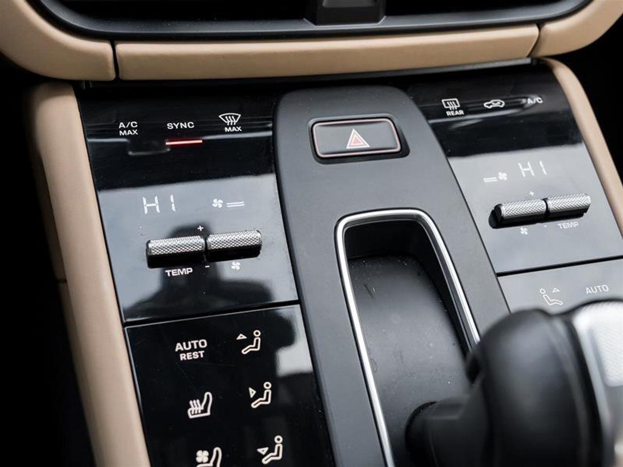 2023 Porsche Macan S AWD Premium Pkg Plus, 21 RS Spyder Design Wheels Photo