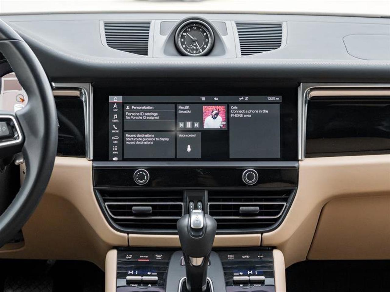 2023 Porsche Macan S AWD Premium Pkg Plus, 21 RS Spyder Design Wheels Photo