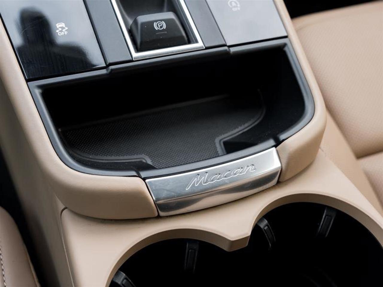 2023 Porsche Macan S AWD Premium Pkg Plus, 21 RS Spyder Design Wheels Photo