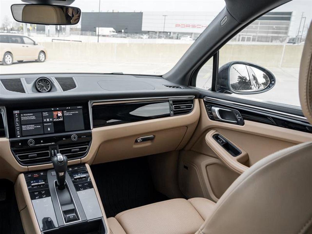 2023 Porsche Macan S AWD Premium Pkg Plus, 21 RS Spyder Design Wheels Photo