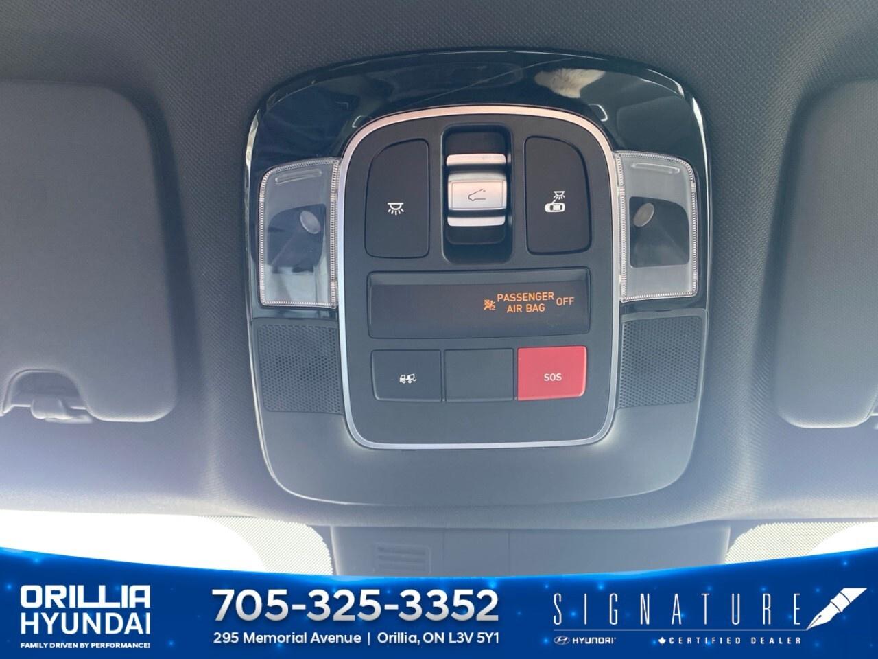 2022 Hyundai Santa Cruz Ultimate AWD w/Colour Pkg Photo