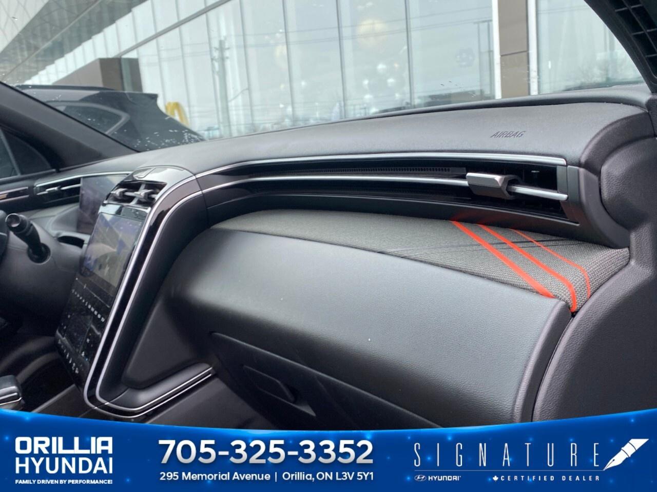 2022 Hyundai Santa Cruz Ultimate AWD w/Colour Pkg Photo